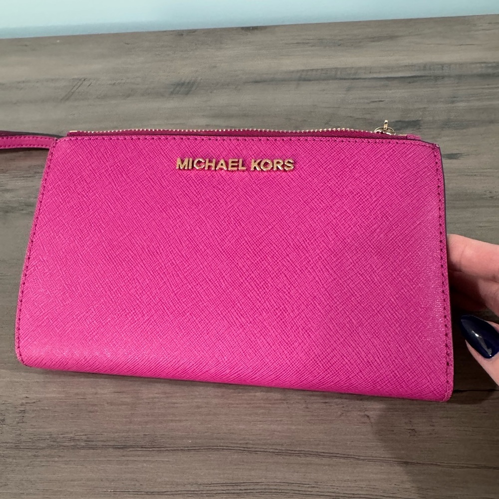 Michael Kors Fuchsia Wristlet NEW